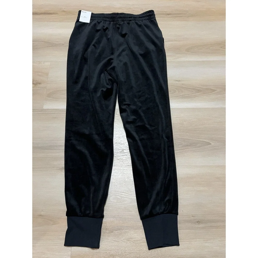 Nike Sportswear Girl's Size‎ XL Black Logo Velour Slim Fit Athletic Jogger Pants
